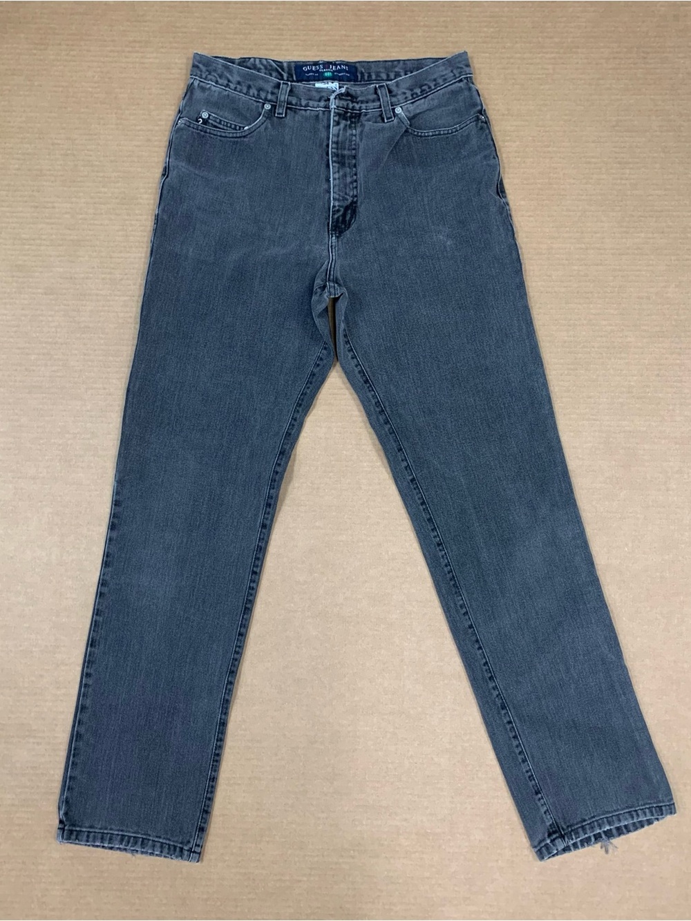 90s Guess Mens Size 32 x 32 Gray Faded Jeans USA Made Style 39001 (minor Stain)